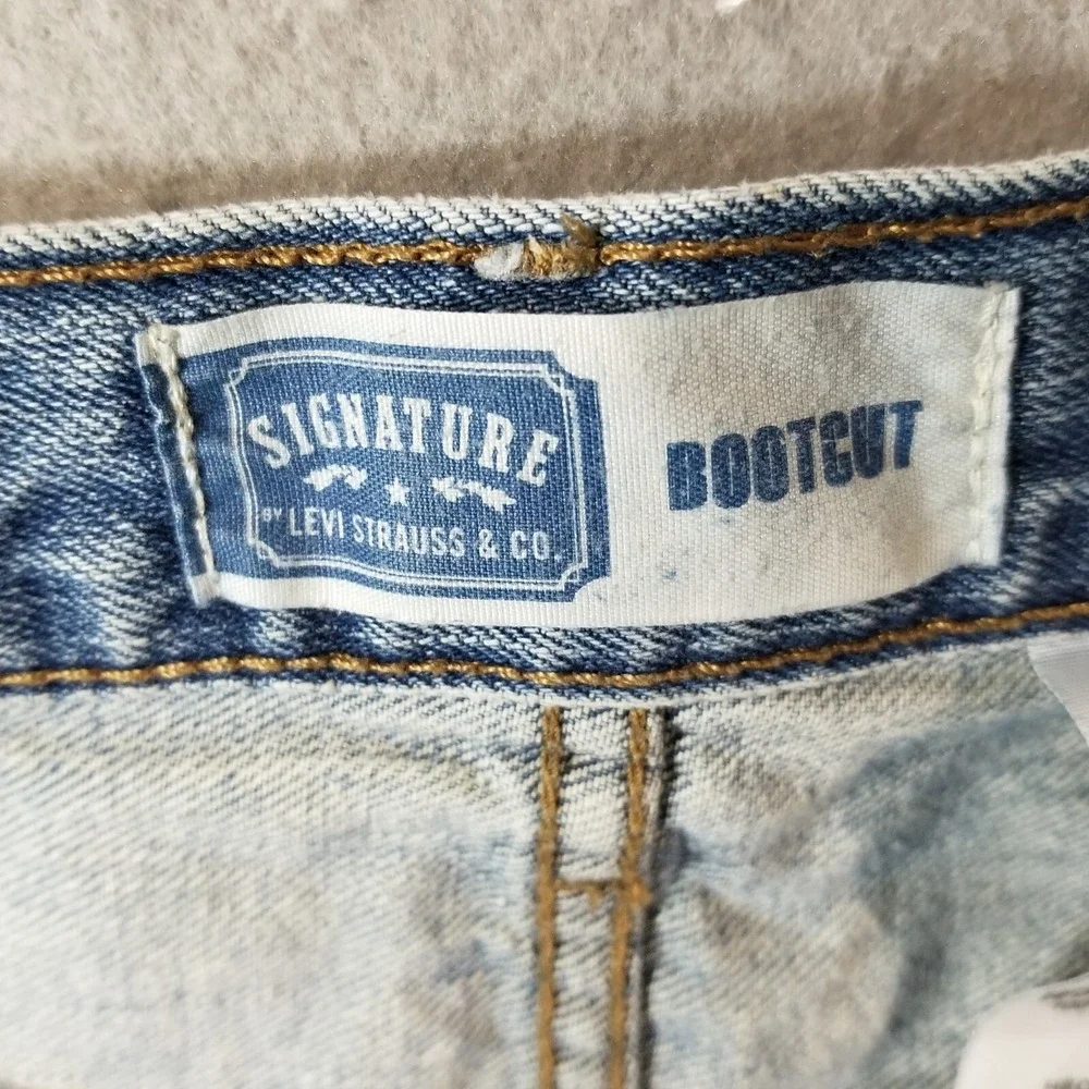 Levi's Signature jeans men's 36x26 relaxed fit boot cut blue‎ denim pants